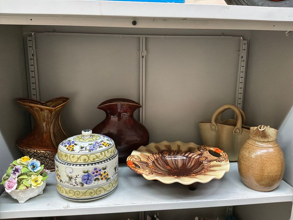 Lot 39: A Collection of Earthenware and Stoneware Decorative Vessels and Ornaments
