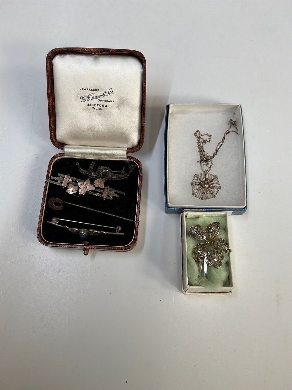Lot 182: A Collection of Silver and Silver Toned Jewellery Including Cased Examples