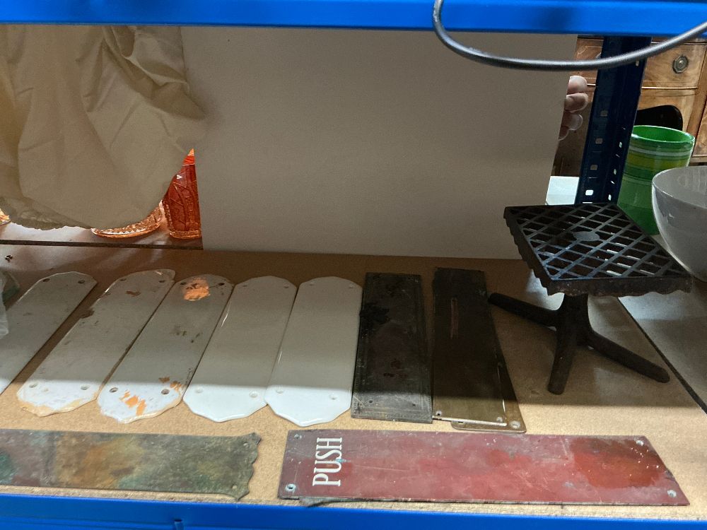Lot 250: A Collection of Antique and Vintage Ceramic Glass and Metal Door Finger Plates