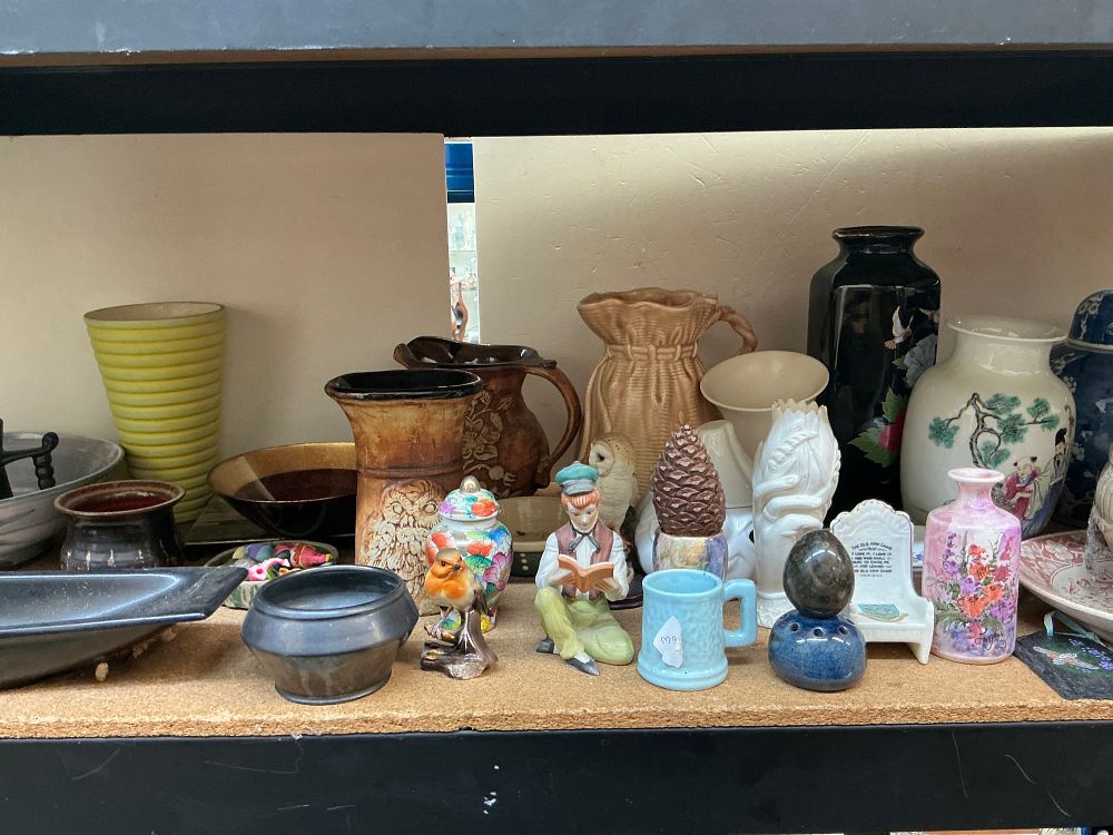 Lot 260: A Collection of Ceramic and Porcelain Decorative Items Including Oriental Style Wares