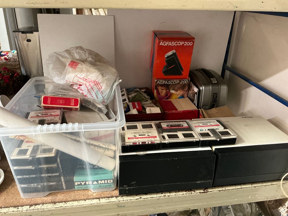 Lot 313: A Collection of Vintage Slide Projectors and Viewers Including Voigtländer and Agfa Examples