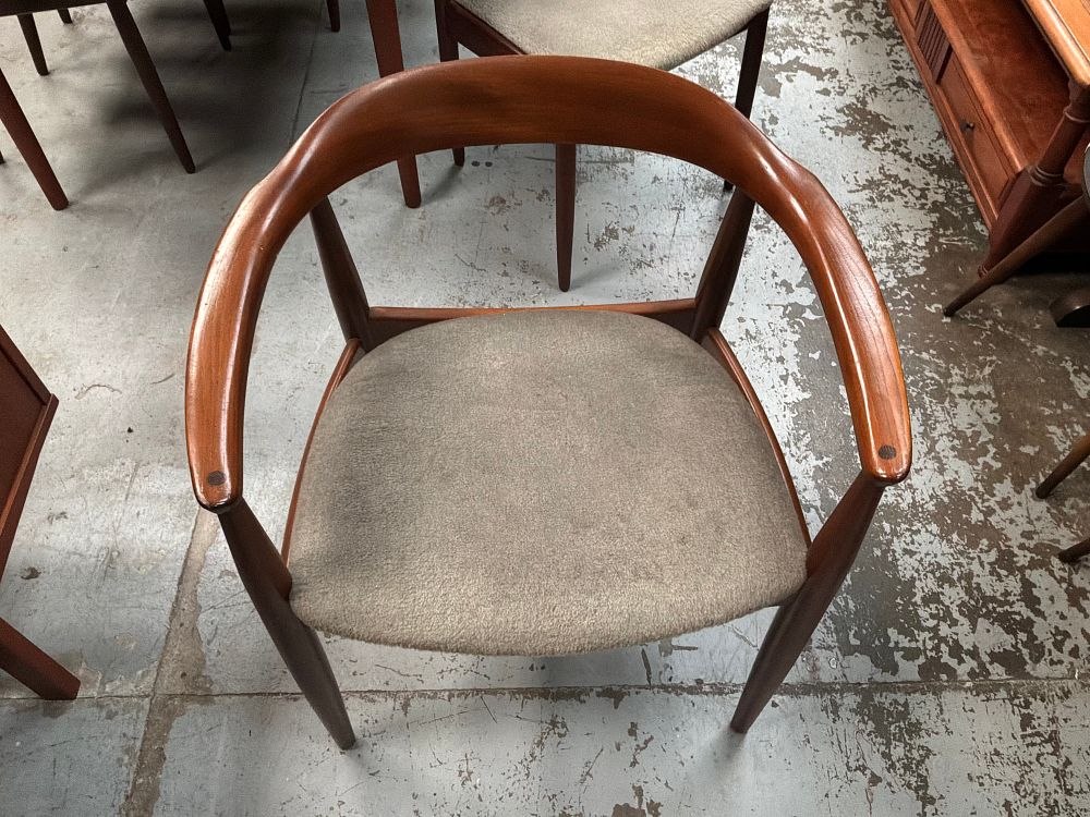 Lot 400: A Mid-Century Modern Teak Dining Suite Comprising An Extending Table And Six Chairs