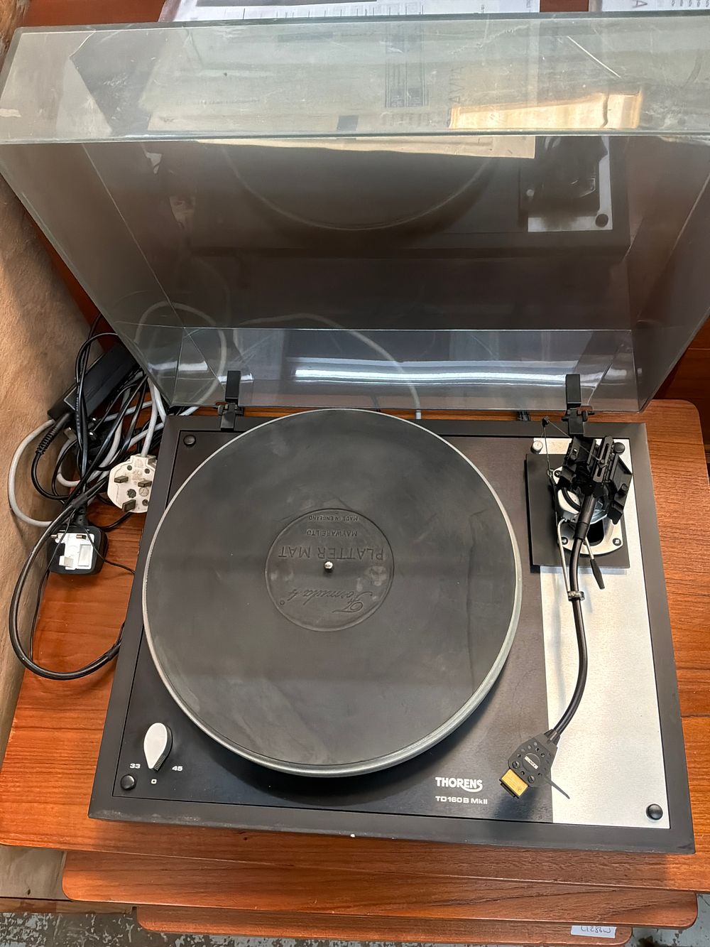 Lot 405: A Thorens TD160B MkII Belt Drive Turntable with Mayware Formula 4 Tonearm