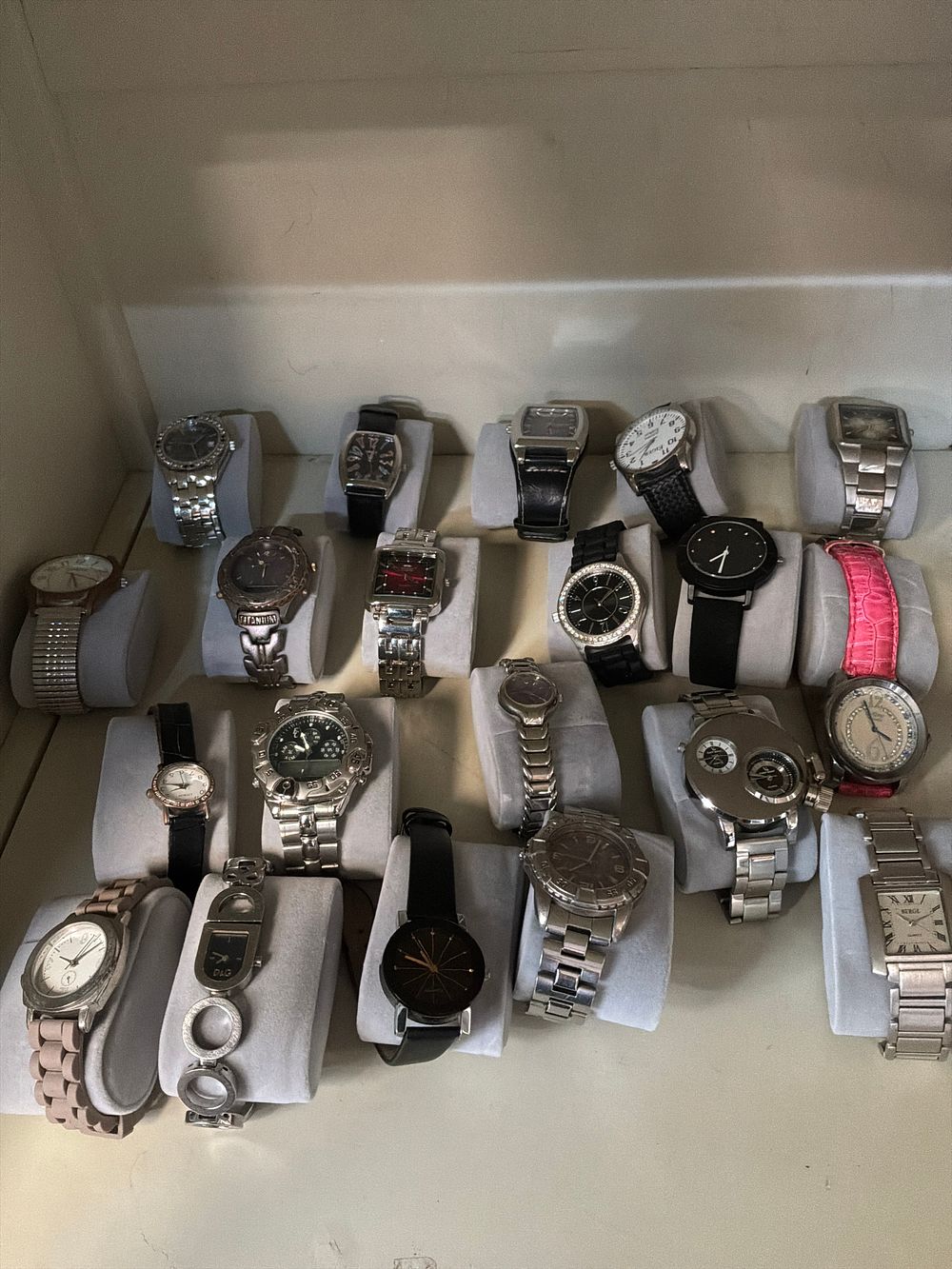 Lot 425: A Collection of Fashion and Dress Wristwatches Including D&G and Berge Examples