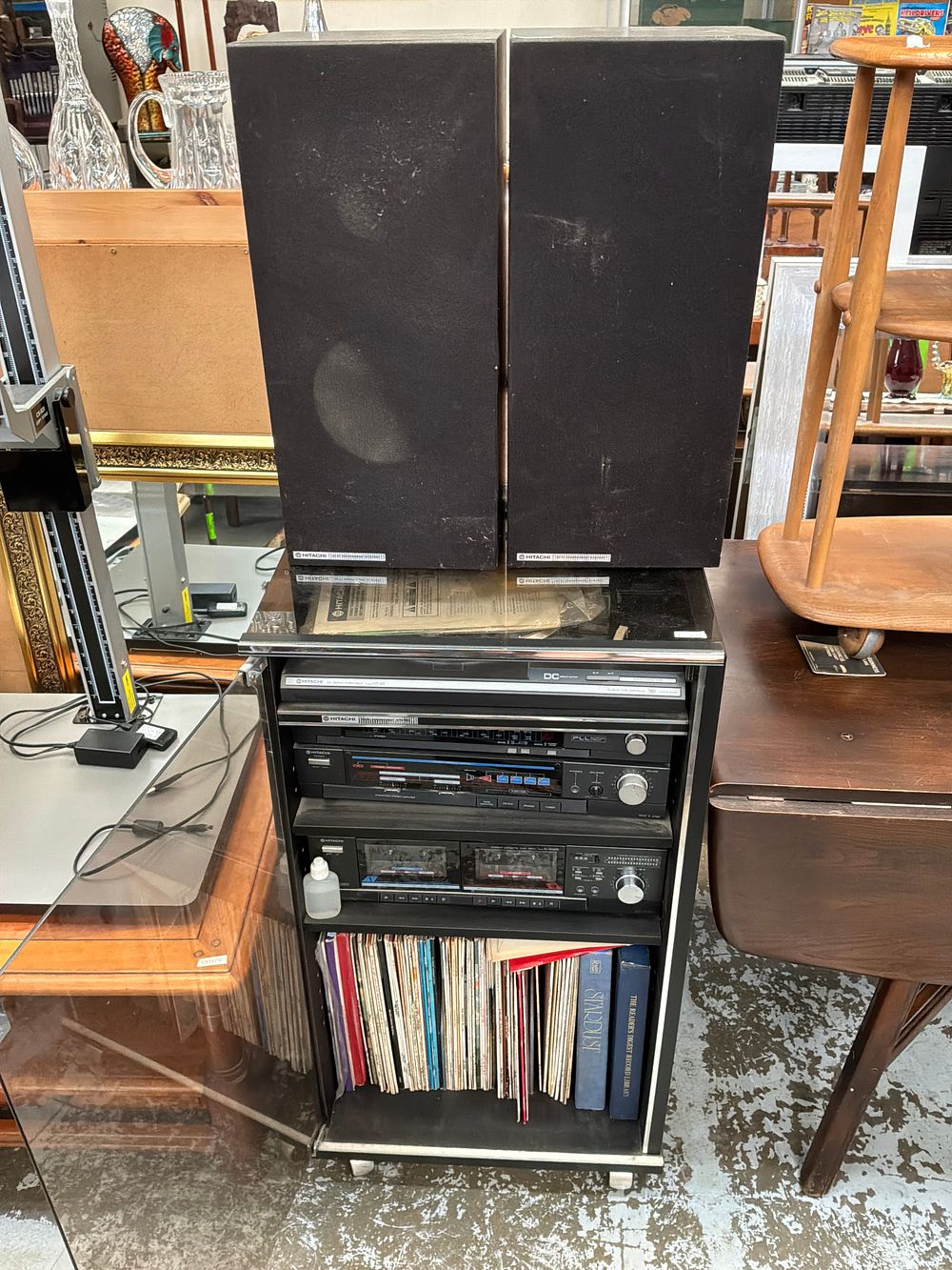 Lot 448: A Hitachi Stereo Hi-Fi System with Speakers and a Collection of Vinyl Records