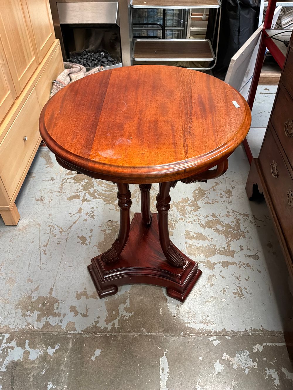 Lot 470: A Regency Style Mahogany Tripod Side Table