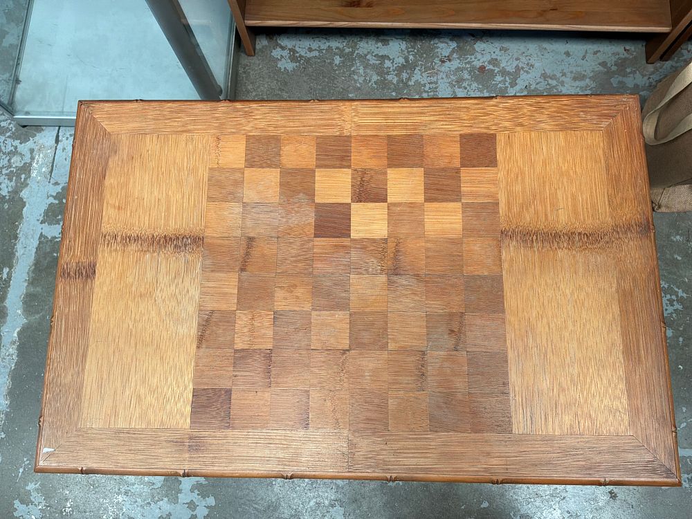 Lot 493: A Chinoiserie Style Faux Bamboo Tiered Chess Table