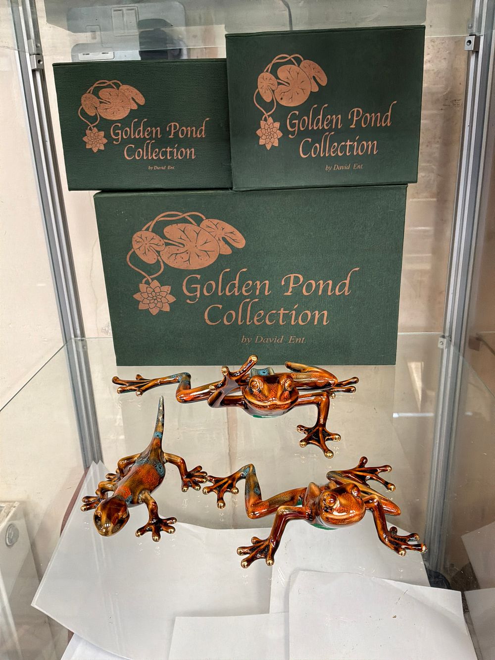 Lot 498: A Trio of Golden Pond Collection Ceramic Animal Figurines with Presentation Cases