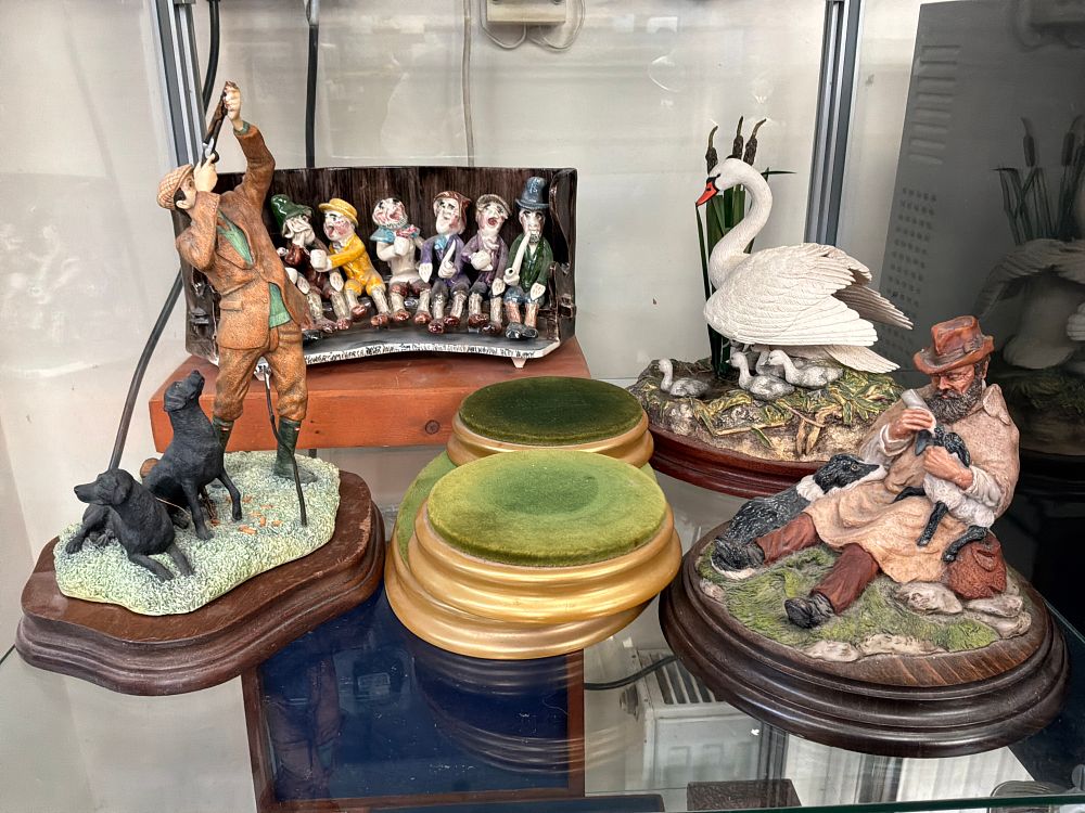 Lot 510: A Collection of Five Decorative Sculptures including Country Artists and Somerset Pottery Examples