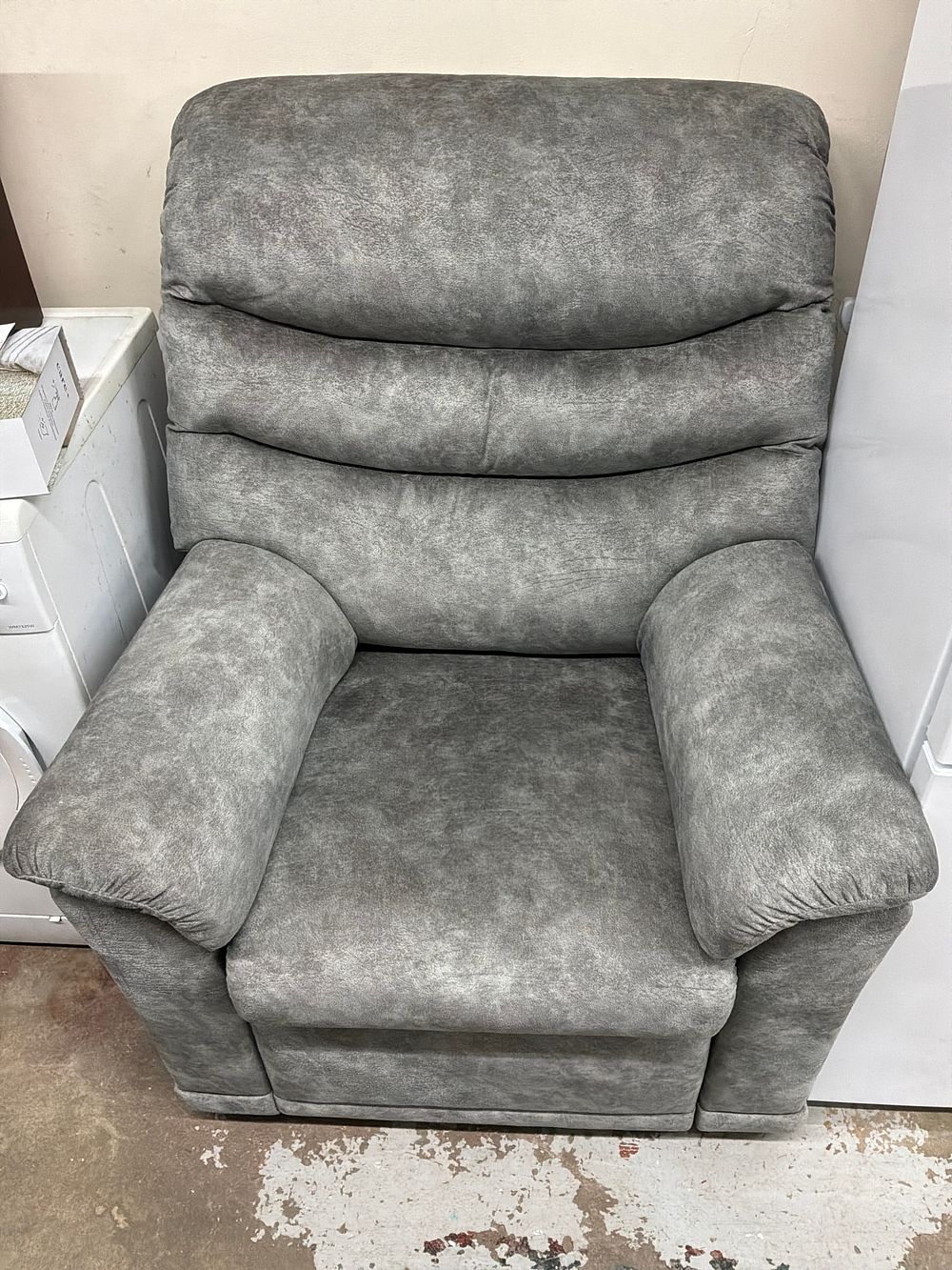 Lot 535: A Reclining Electric Armchair Upholstered in Grey Suedette style Fabric