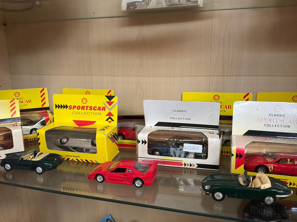 Lot 165: A Collection of Shell Classic Sportscar Collection Die-Cast Metal Model Cars