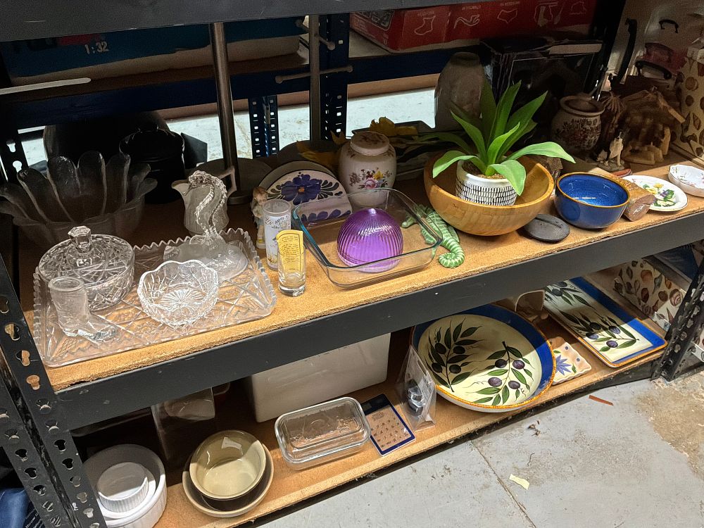 Lot 205: A Collection of Ceramic and Glass Household Items and Decorative Ornaments Including Olive Motif Tableware