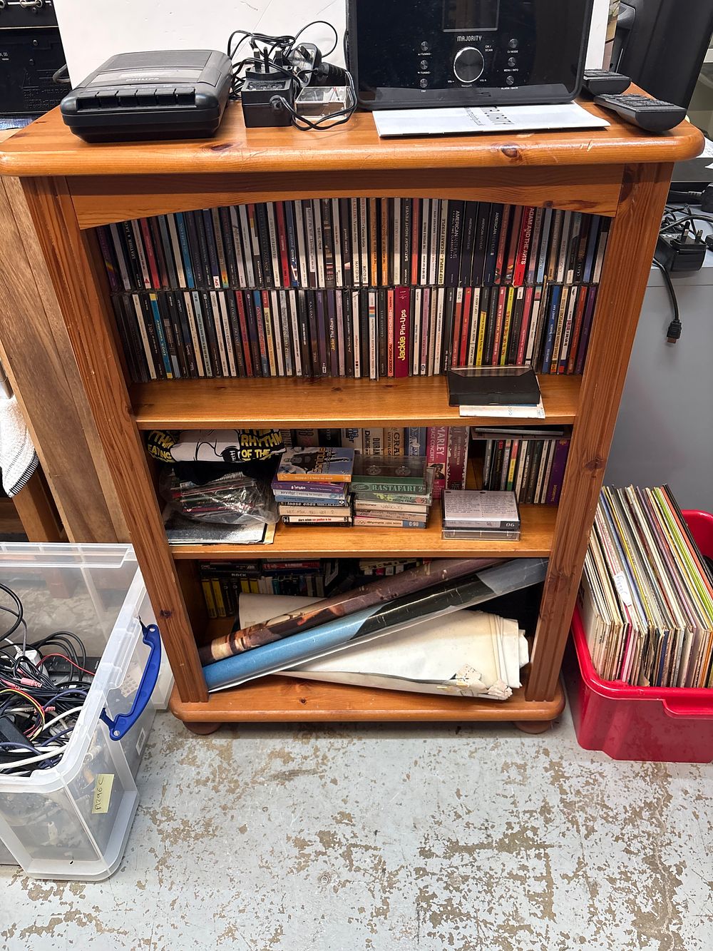 Lot 286: A Small Pine Bookshelf