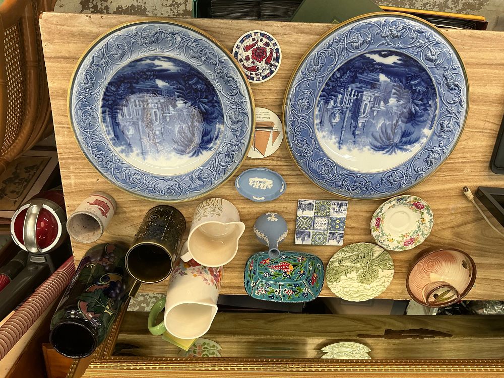 Lot 351: A Collection of English and European Ceramics Including Royal Stanley Ware and Hornsea Pottery Examples