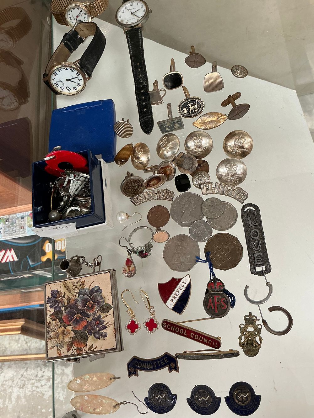 Lot 396: A Collection of Personal Effects and Jewellery Including Ravel Watches and Commemorative Badges