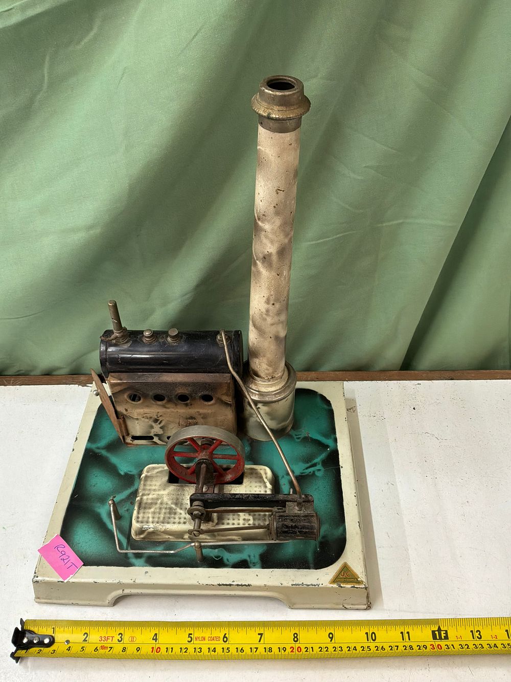 Lot 34: A J.C. Tinplate Live Steam Stationary Model Engine