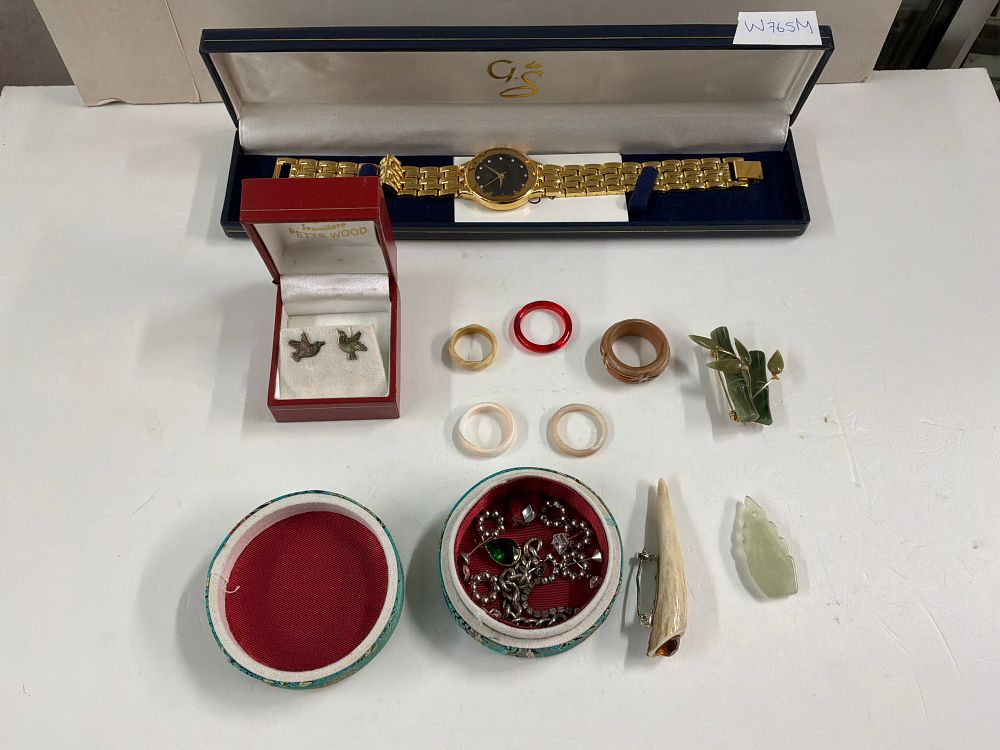 Lot 57: A Collection of Jewellery and Accessories including a G.S. Wristwatch in Presentation Case