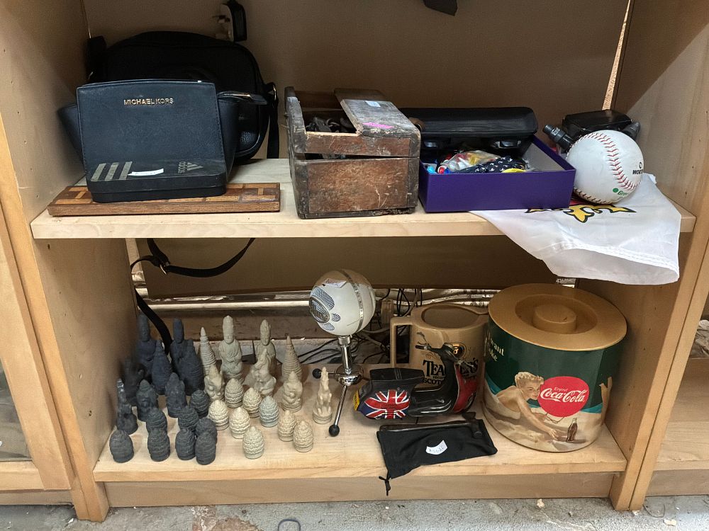 Lot 142: A Collection of Decorative Objects and Miscellaneous Goods including Michael Kors and Blue Microphones Examples