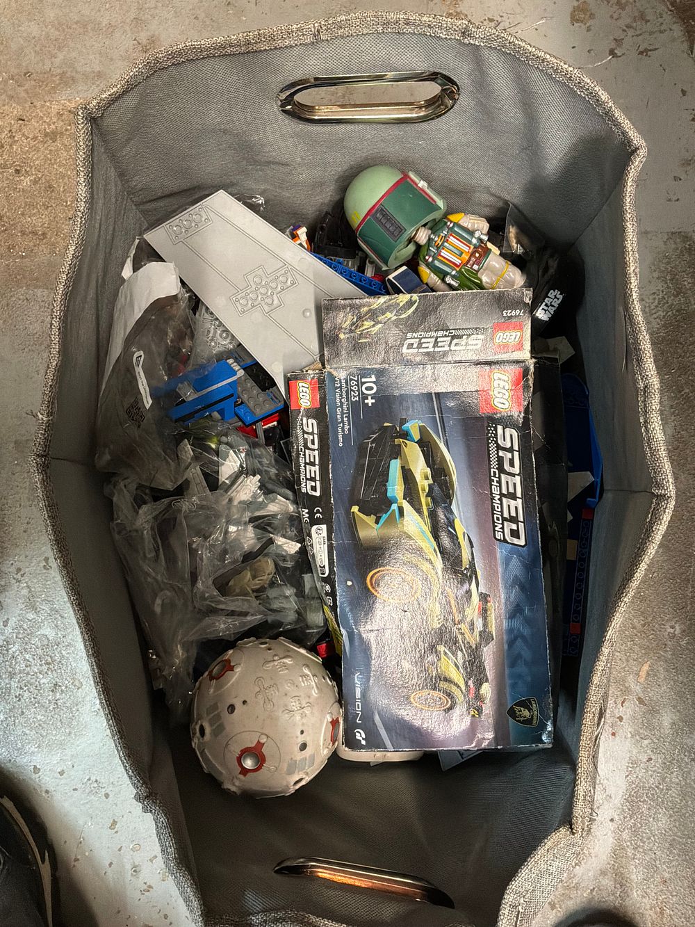 Lot 147: A Collection of Construction Toys and Components Including LEGO and Star Wars Examples
