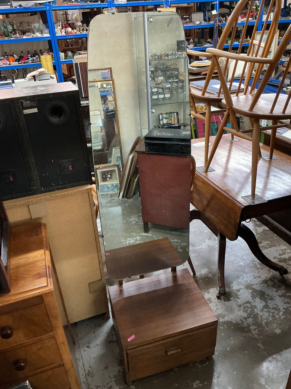 Lot 350: A Mid-Century Modern Teak Veneered Pedestal Dressing Table with Mirror