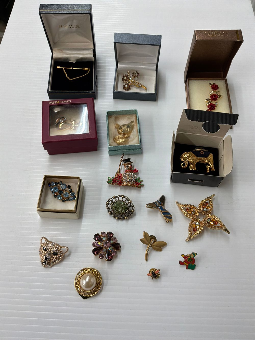 Lot 379: A Collection of Costume Jewellery Brooches and Pins including Examples by H. Samuel and F. Hinds