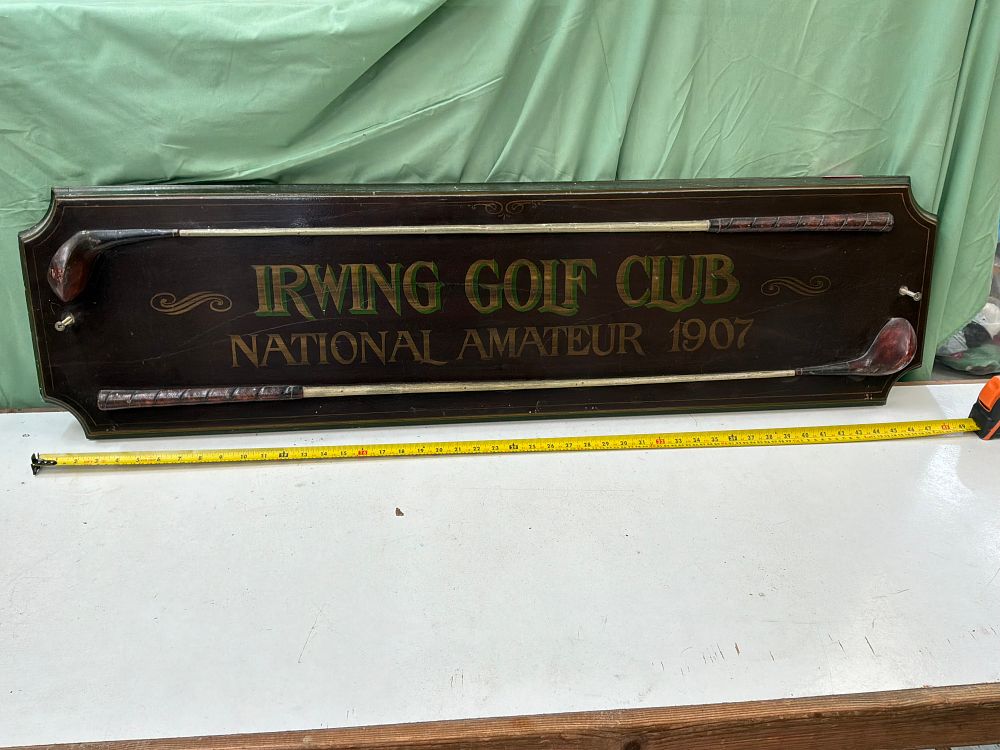 Lot 399: A Large Reproduction Decorative Irwing Golf Club National Amateur 1907 Wooden Sign