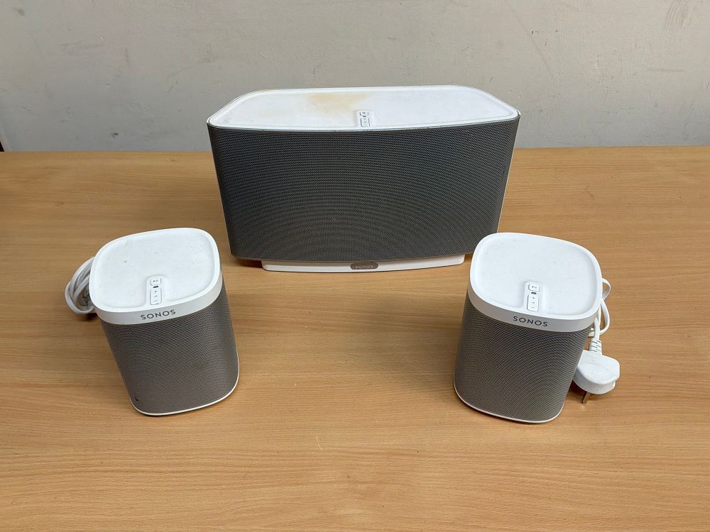 Lot 409: A Trio of Sonos Wireless Multi-Room Speakers Including Play:5 and Play:1 Models