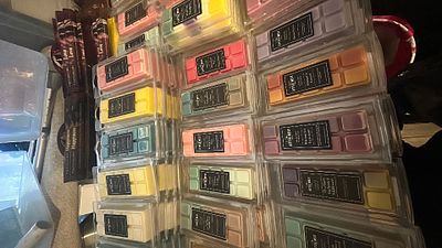 wax melt mystery bag. 5 randomly selected wax melt snap bars