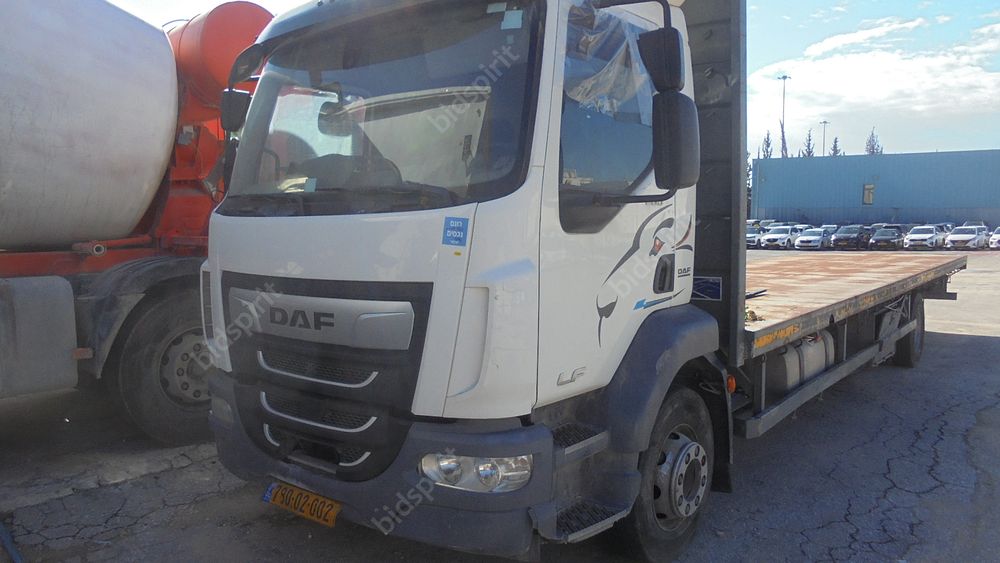 א.שמרת ושות' | משאית דאף מכונס נכסים