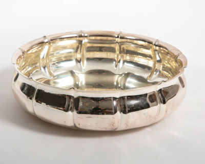 קערית מתכת כסופה. 16/5 ס"מ