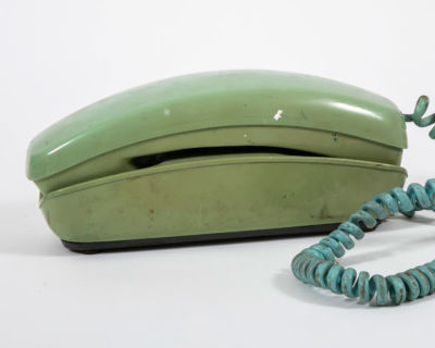 Western Electric ארה"ב - טלפון חוגה ירוק . טלפון חוגה בצבע ירוק 
תוצרת Western Electric ארה"ב 
דגם 