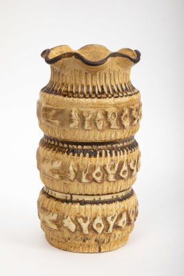 אגרטל קרמיקה (קרמית ?). 14/22.5 ס"מ