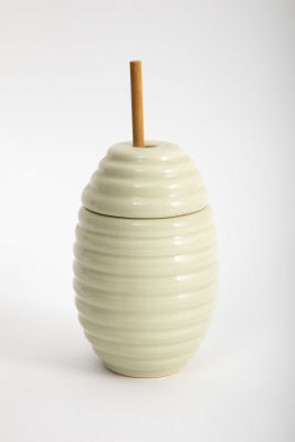 כלי קרמיקה לדבש עם מרדה עץ. 8/13 ס"מ