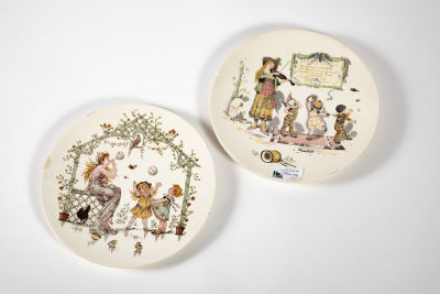 2 צלחות צרפתיות פאיינס. חגיגה צרפתית שלמה על צלחת ! 
קוטר 22 ס"מ