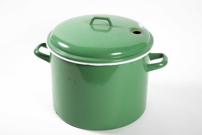 סיר אמייל ענק וירוק להמון מרק או קומפוט אחרי החג. 36/46/34 ס"מ