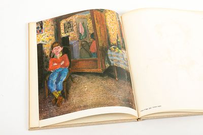 יעקב לוריא ציורים ורשומים. כריכה קשה, 63 עמודים 
הוצאת הקבוץ המאוחד גבעת ברנר מ 1968,