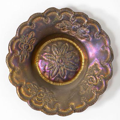 קערת נחושת בציפוי לוסטר, . קוטר 32 ס"מ