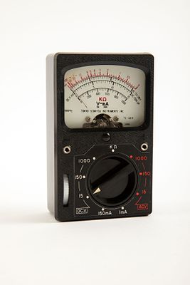 טסטר, באריזתו. TOKYO SEIMITSU INSTRUMENTS INC 9x6x3 ס"מ