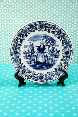 Petrus Regout & co Maastricht Delft הולנד - צלחת דלפט. קוטר 22 ס"מ