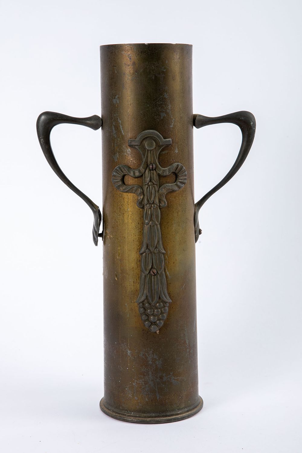 תרמיל פגז, אמנות שוחות, טרנץ' ארט בריטי 1916 ארט נובו. גובה 31 ס"מ