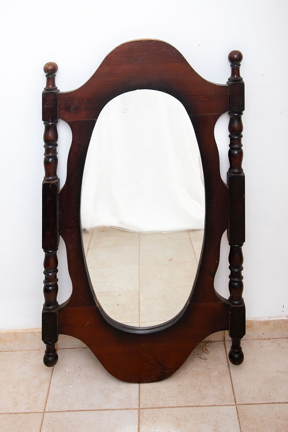 מראה גרמנית עתיקה. 70x115 ס"מ