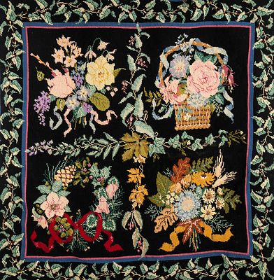 Le Cordon Bleu - פרחי ארבעת העונות - שטיח קיר לכבוד 100 שנה לקורדון בלו. מידות הבד עצמו 87x90 ס"מ 