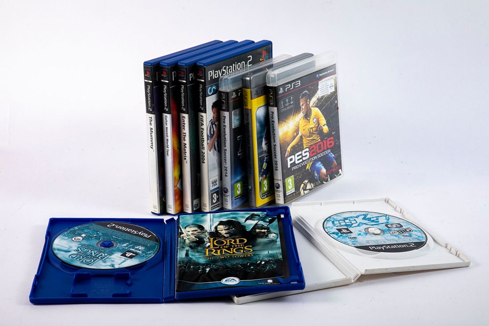 לוט משחקים לפלייסטיישן. 6 משחקי PS2 ו 3 משחקי PS3