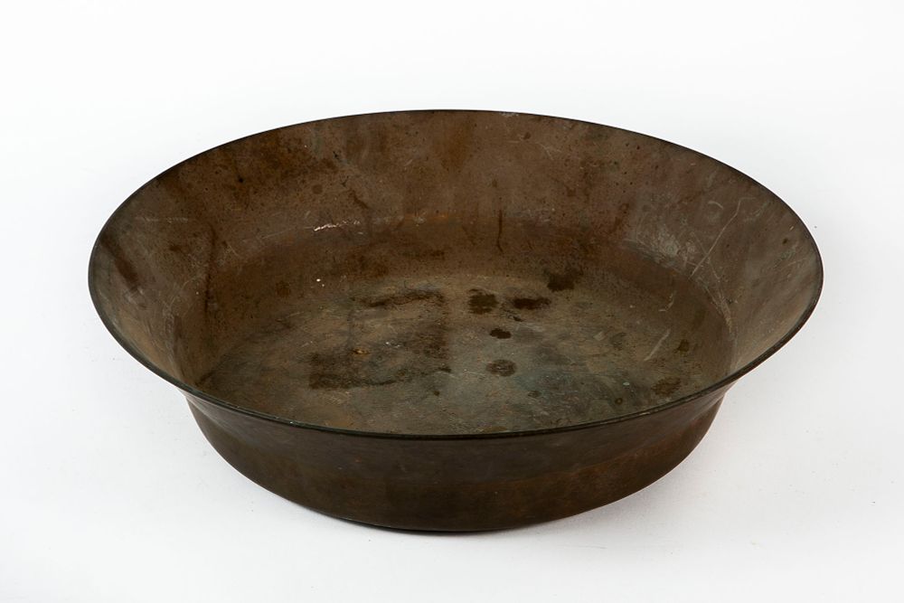 קערת נחושת. 39x10 ס"מ
