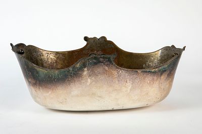 סנטרפיס מצופה כסף. 39x23x15 ס"מ