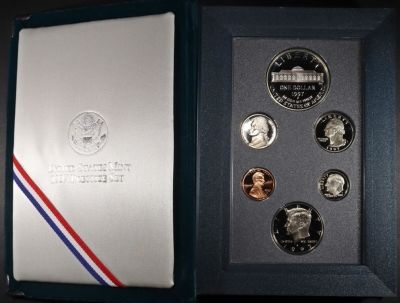 1997 US PRESTIGE SET. CHECK OUT OUR UPCOMING AUCTIONS ESTIMATE $80 - $120.