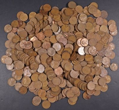 (500) MIXED DATES WHEAT CENTS. LEADERS IN ON-LINE AUCTIONS ESTIMATE $100 - $150.