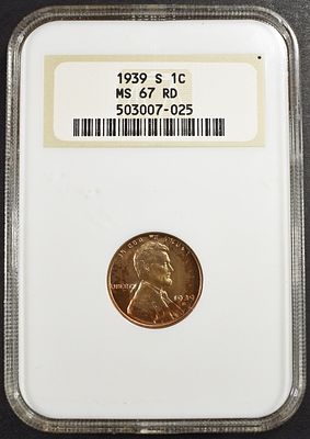 1939-S LINCOLN CENT NGC MS-67 RD OLD HOLDER. WEEKLY COIN & CURRENCY AUCTIONS ESTIMATE $130 - $150.
