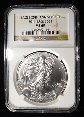 2011 AMERICAN SILVER EAGLE NGC MS69. 25TH ANNIVERSARY ESTIMATE $60 - $80.