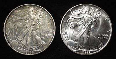 1992 &1993 AMERICAN SILVER EAGLES. BID WITH SILVER CITY AUCTIONS ESTIMATE $150 - $200.